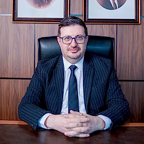 Av. Dr. Duhan Kalkan