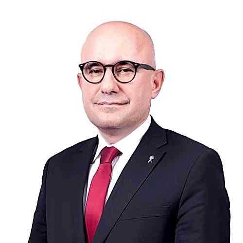 Dr. R. Ruşen Kömürcü